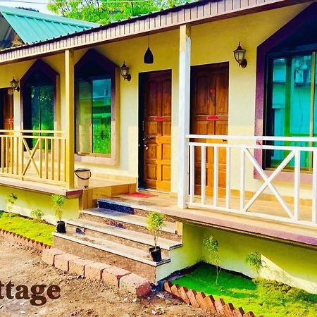 Asbii Cottage Βομβάη Εξωτερικό φωτογραφία